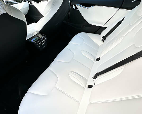 Тесла Модель С, объемом двигателя 0 л и пробегом 77 тыс. км за 19800 $, фото 14 на Automoto.ua