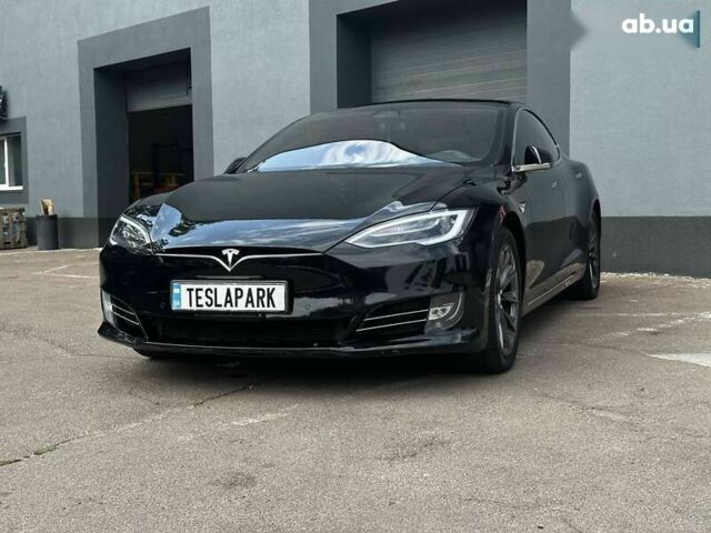 Тесла Модель С, объемом двигателя 0 л и пробегом 180 тыс. км за 18300 $, фото 3 на Automoto.ua