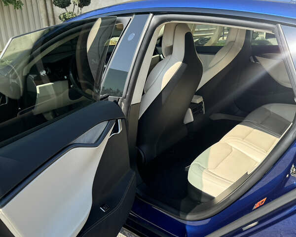 Тесла Модель С, объемом двигателя 0 л и пробегом 85 тыс. км за 28900 $, фото 8 на Automoto.ua
