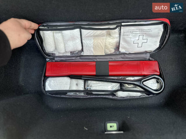 Тесла Модель С, об'ємом двигуна 0 л та пробігом 120 тис. км за 16999 $, фото 32 на Automoto.ua