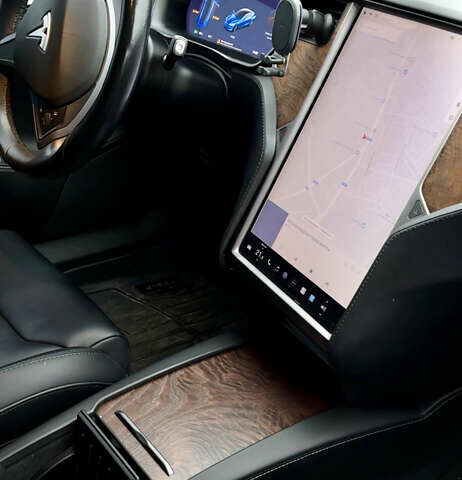Тесла Модель С, об'ємом двигуна 0 л та пробігом 109 тис. км за 24000 $, фото 10 на Automoto.ua