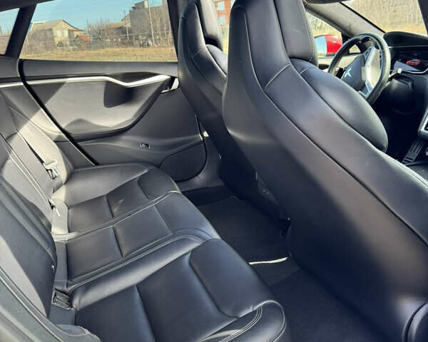 Тесла Модель С, объемом двигателя 0 л и пробегом 76 тыс. км за 17600 $, фото 10 на Automoto.ua