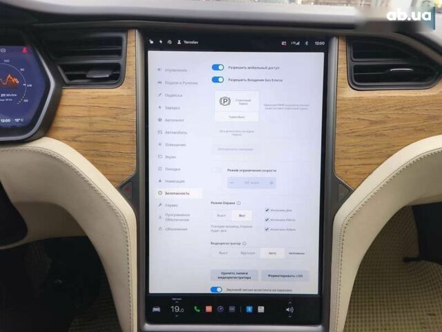 Тесла Модель С, объемом двигателя 0 л и пробегом 126 тыс. км за 18900 $, фото 22 на Automoto.ua