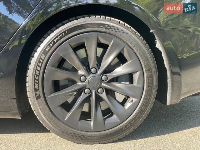 Тесла Модель С, объемом двигателя 0 л и пробегом 65 тыс. км за 29900 $, фото 31 на Automoto.ua