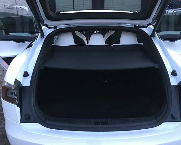 Тесла Модель С, об'ємом двигуна 0 л та пробігом 84 тис. км за 25600 $, фото 18 на Automoto.ua