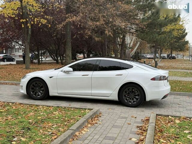 Тесла Модель С, объемом двигателя 0 л и пробегом 52 тыс. км за 27800 $, фото 13 на Automoto.ua