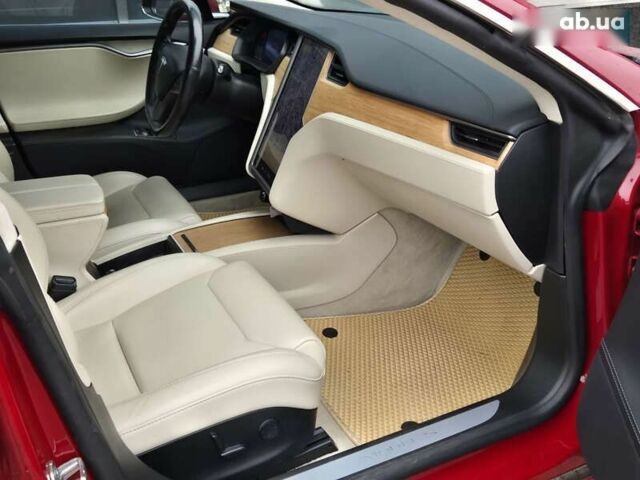 Тесла Модель С, объемом двигателя 0 л и пробегом 52 тыс. км за 29900 $, фото 9 на Automoto.ua