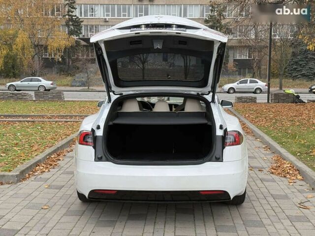 Тесла Модель С, объемом двигателя 0 л и пробегом 52 тыс. км за 27800 $, фото 18 на Automoto.ua
