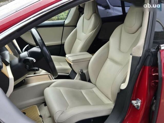 Тесла Модель С, объемом двигателя 0 л и пробегом 52 тыс. км за 29900 $, фото 8 на Automoto.ua