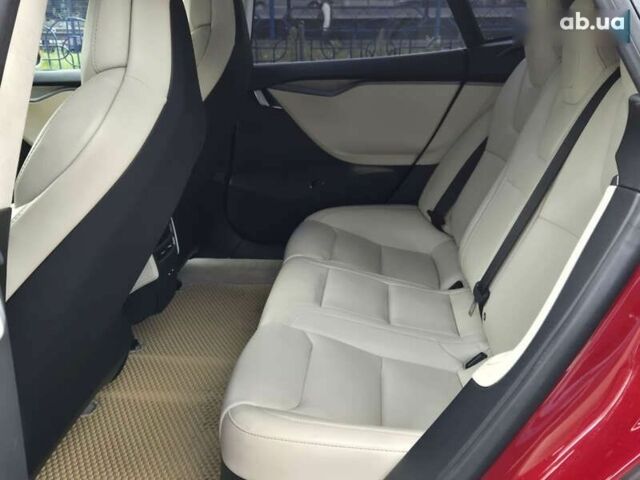 Тесла Модель С, объемом двигателя 0 л и пробегом 52 тыс. км за 29900 $, фото 13 на Automoto.ua