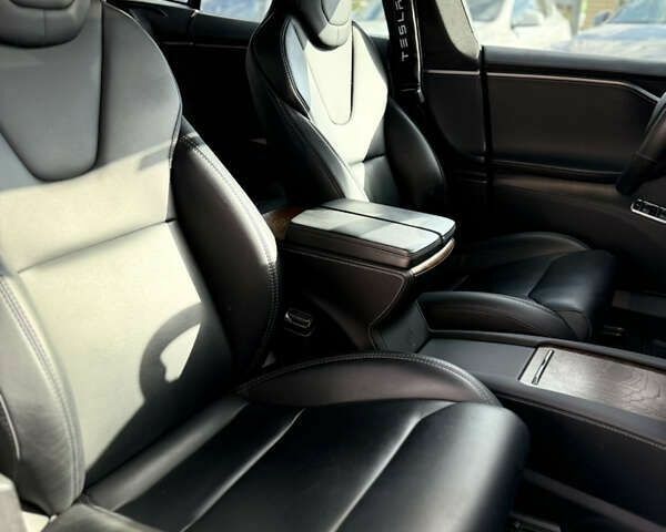 Тесла Модель С, объемом двигателя 0 л и пробегом 100 тыс. км за 29900 $, фото 27 на Automoto.ua