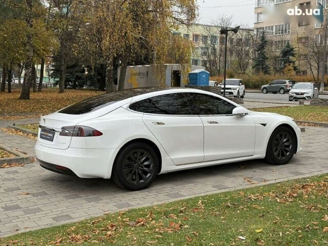 Тесла Модель С, объемом двигателя 0 л и пробегом 52 тыс. км за 27800 $, фото 6 на Automoto.ua
