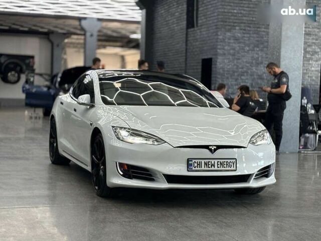 Тесла Модель С, объемом двигателя 0 л и пробегом 96 тыс. км за 29900 $, фото 2 на Automoto.ua