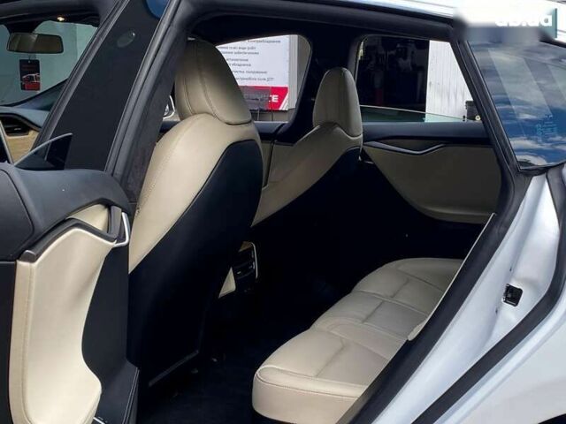 Тесла Модель С, объемом двигателя 0 л и пробегом 97 тыс. км за 27999 $, фото 14 на Automoto.ua