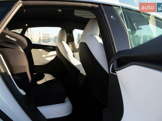 Тесла Модель С, объемом двигателя 0 л и пробегом 35 тыс. км за 32000 $, фото 11 на Automoto.ua