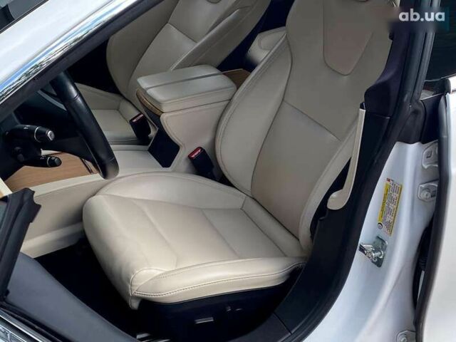 Тесла Модель С, объемом двигателя 0 л и пробегом 97 тыс. км за 27999 $, фото 12 на Automoto.ua