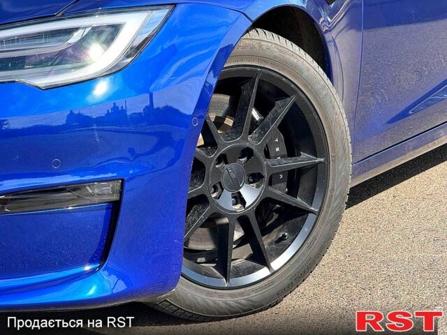 Тесла Модель С, объемом двигателя 0.52 л и пробегом 115 тыс. км за 34000 $, фото 5 на Automoto.ua