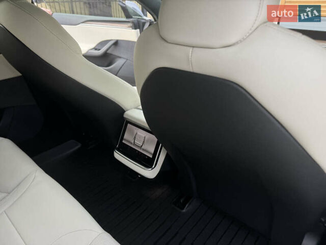 Тесла Модель С, объемом двигателя 0 л и пробегом 70 тыс. км за 50000 $, фото 32 на Automoto.ua