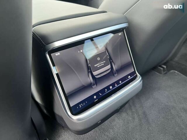 Тесла Модель С, объемом двигателя 0 л и пробегом 4 тыс. км за 52500 $, фото 20 на Automoto.ua