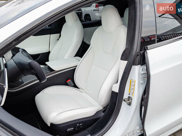 Тесла Модель С, объемом двигателя 0 л и пробегом 8 тыс. км за 55500 $, фото 28 на Automoto.ua