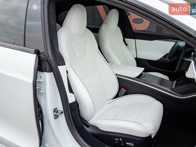 Тесла Модель С, объемом двигателя 0 л и пробегом 8 тыс. км за 55500 $, фото 31 на Automoto.ua