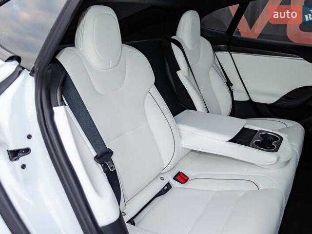Тесла Модель С, объемом двигателя 0 л и пробегом 8 тыс. км за 55500 $, фото 35 на Automoto.ua