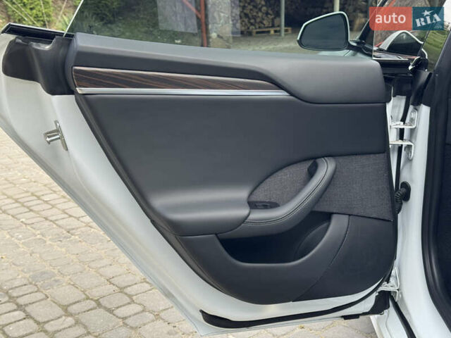 Тесла Модель С, объемом двигателя 0 л и пробегом 12 тыс. км за 47000 $, фото 14 на Automoto.ua