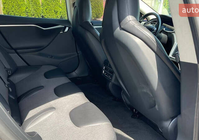 Жовтий Тесла Модель С, об'ємом двигуна 0 л та пробігом 106 тис. км за 16500 $, фото 32 на Automoto.ua