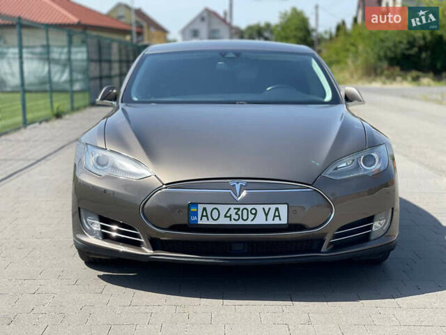 Жовтий Тесла Модель С, об'ємом двигуна 0 л та пробігом 106 тис. км за 16500 $, фото 15 на Automoto.ua