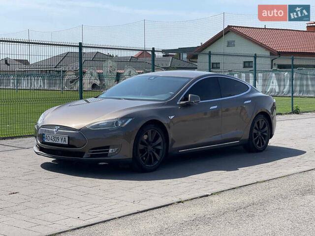 Жовтий Тесла Модель С, об'ємом двигуна 0 л та пробігом 106 тис. км за 16500 $, фото 2 на Automoto.ua