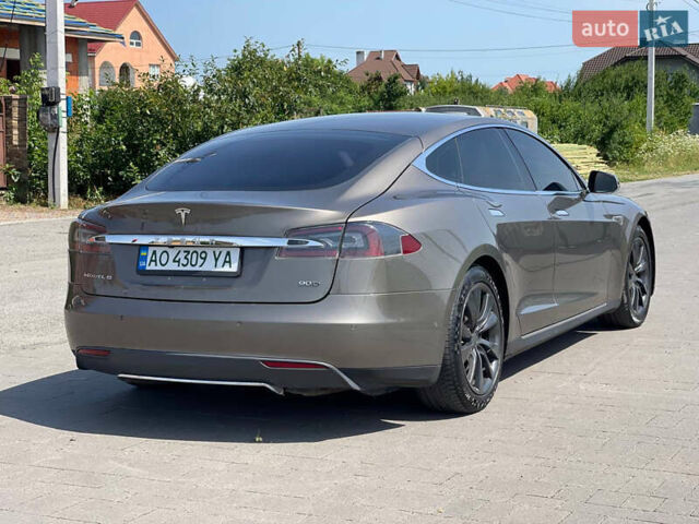 Жовтий Тесла Модель С, об'ємом двигуна 0 л та пробігом 106 тис. км за 16500 $, фото 10 на Automoto.ua