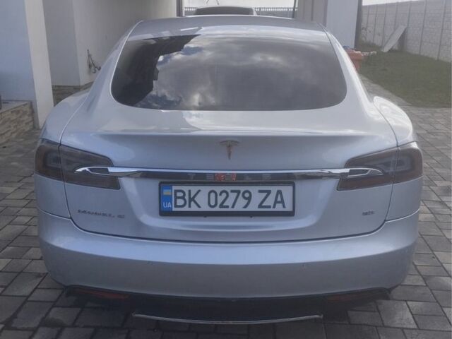 Сірий Тесла Модель С, об'ємом двигуна 0 л та пробігом 185 тис. км за 12700 $, фото 3 на Automoto.ua