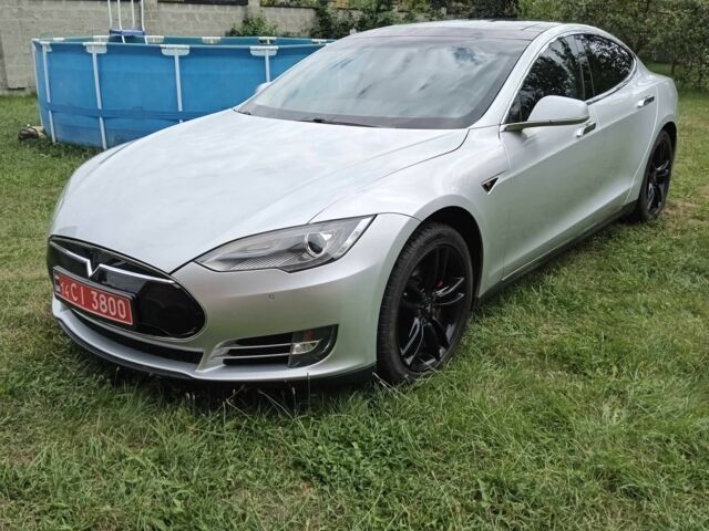 Сірий Тесла Модель С, об'ємом двигуна 0 л та пробігом 219 тис. км за 11400 $, фото 1 на Automoto.ua