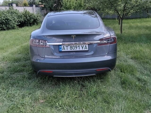 Серый Тесла Модель С, объемом двигателя 0 л и пробегом 285 тыс. км за 11950 $, фото 9 на Automoto.ua