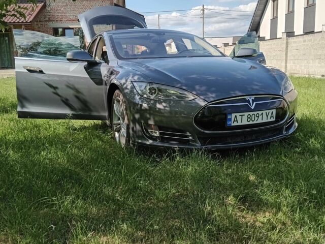 Серый Тесла Модель С, объемом двигателя 0 л и пробегом 285 тыс. км за 11950 $, фото 12 на Automoto.ua