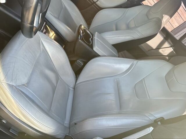 Серый Тесла Модель С, объемом двигателя 0 л и пробегом 170 тыс. км за 13999 $, фото 9 на Automoto.ua