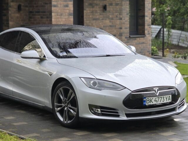 Серый Тесла Модель С, объемом двигателя 0 л и пробегом 200 тыс. км за 19200 $, фото 10 на Automoto.ua