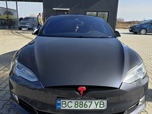 Серый Тесла Модель С, объемом двигателя 0 л и пробегом 253 тыс. км за 14999 $, фото 6 на Automoto.ua