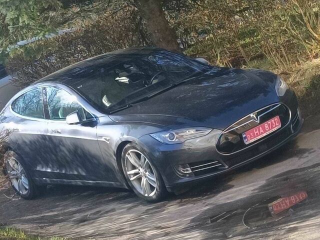 Тесла Модель С 2015 у Шепетовке на Automoto.ua Сірий Тесла Модель С, об'ємом двигуна 0 л та пробігом 180 тис. км за 14999 $, фото 21 на Automoto.ua