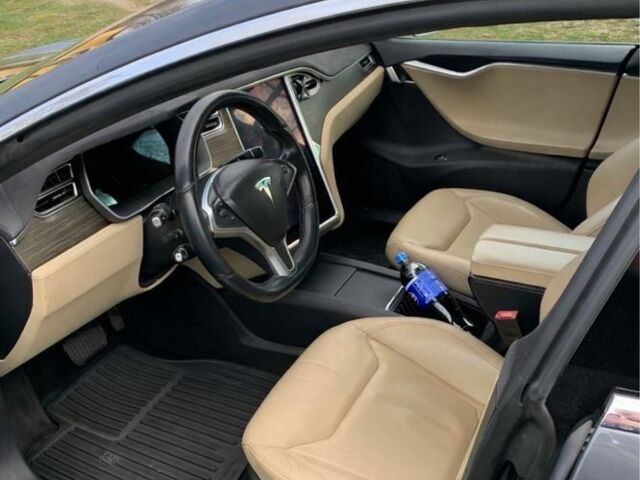 Сірий Тесла Модель С, об'ємом двигуна 0 л та пробігом 258 тис. км за 13500 $, фото 8 на Automoto.ua