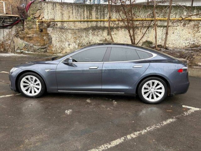 Сірий Тесла Модель С, об'ємом двигуна 0 л та пробігом 360 тис. км за 12700 $, фото 1 на Automoto.ua