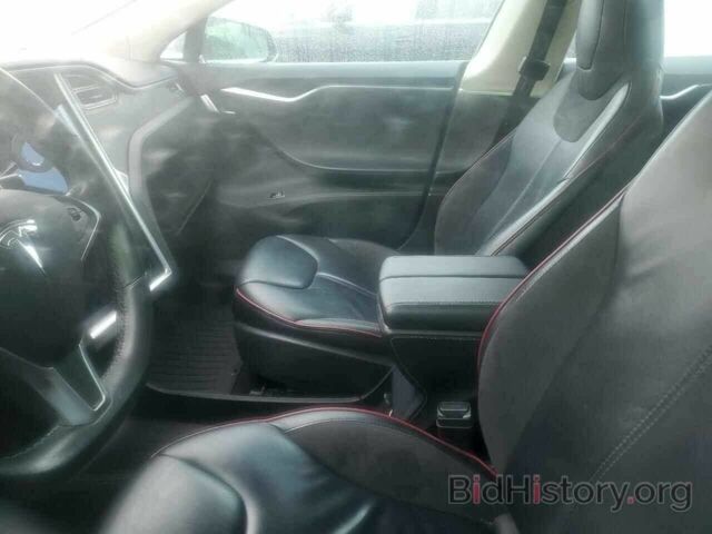 Серый Тесла Модель С, объемом двигателя 0 л и пробегом 111 тыс. км за 8500 $, фото 2 на Automoto.ua