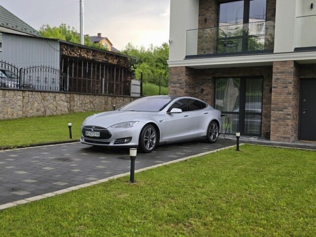 Серый Тесла Модель С, объемом двигателя 0 л и пробегом 200 тыс. км за 19200 $, фото 7 на Automoto.ua