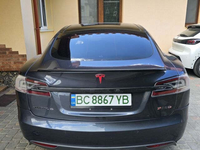 Серый Тесла Модель С, объемом двигателя 0 л и пробегом 253 тыс. км за 14999 $, фото 2 на Automoto.ua
