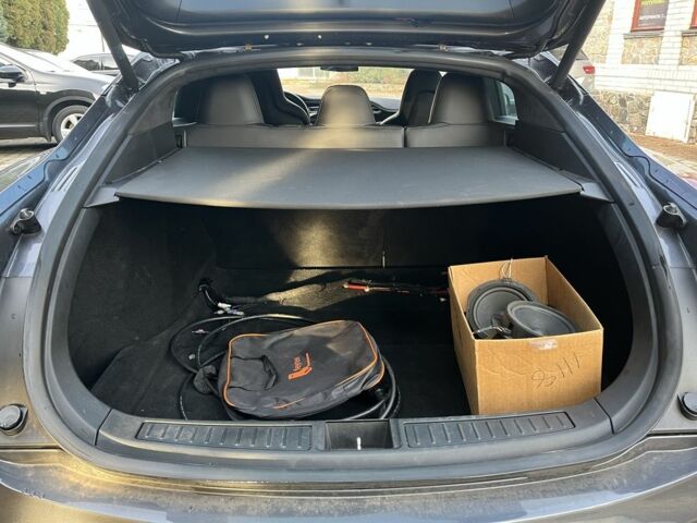 Сірий Тесла Модель С, об'ємом двигуна 0 л та пробігом 200 тис. км за 15500 $, фото 22 на Automoto.ua