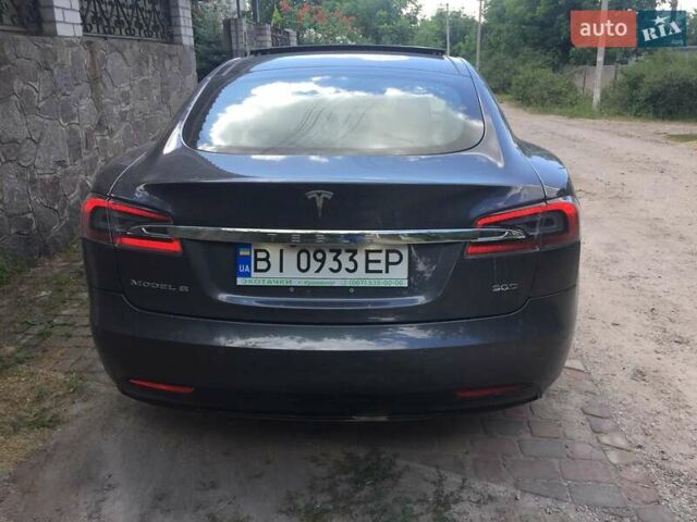 Серый Тесла Модель С, объемом двигателя 0 л и пробегом 39 тыс. км за 37777 $, фото 3 на Automoto.ua