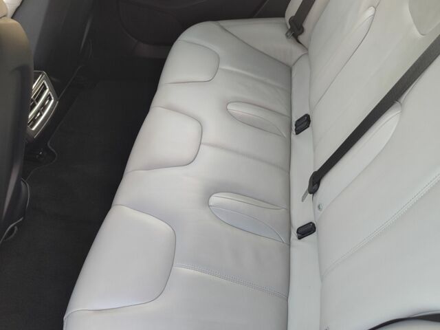 Серый Тесла Модель С, объемом двигателя 0 л и пробегом 180 тыс. км за 19500 $, фото 19 на Automoto.ua