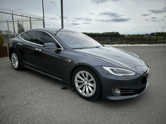 Сірий Тесла Модель С, об'ємом двигуна 0 л та пробігом 160 тис. км за 24500 $, фото 2 на Automoto.ua