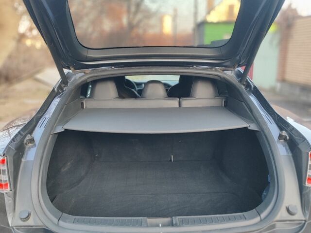 Сірий Тесла Модель С, об'ємом двигуна 0 л та пробігом 152 тис. км за 15999 $, фото 11 на Automoto.ua