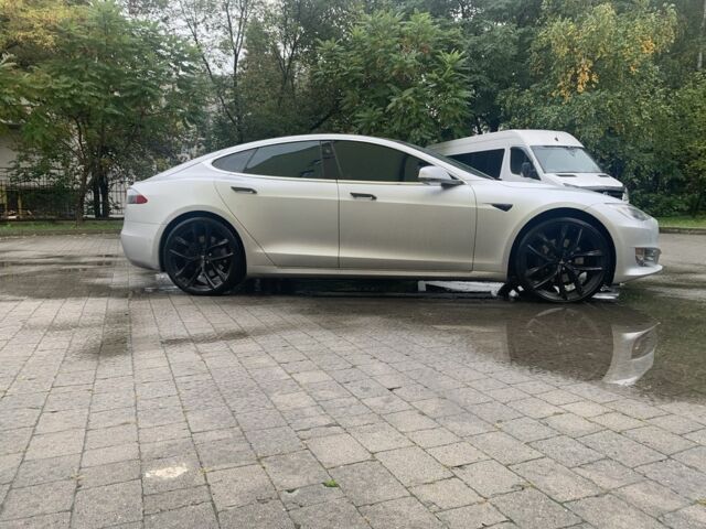 Сірий Тесла Модель С, об'ємом двигуна 0 л та пробігом 160 тис. км за 22000 $, фото 6 на Automoto.ua